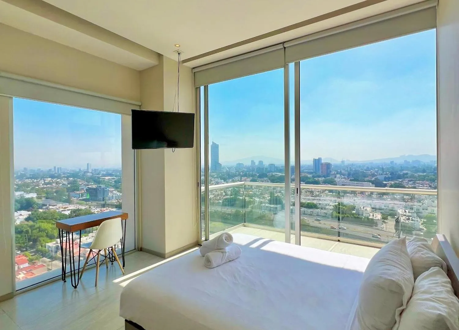 Park Life Guadalajara Aparthotel